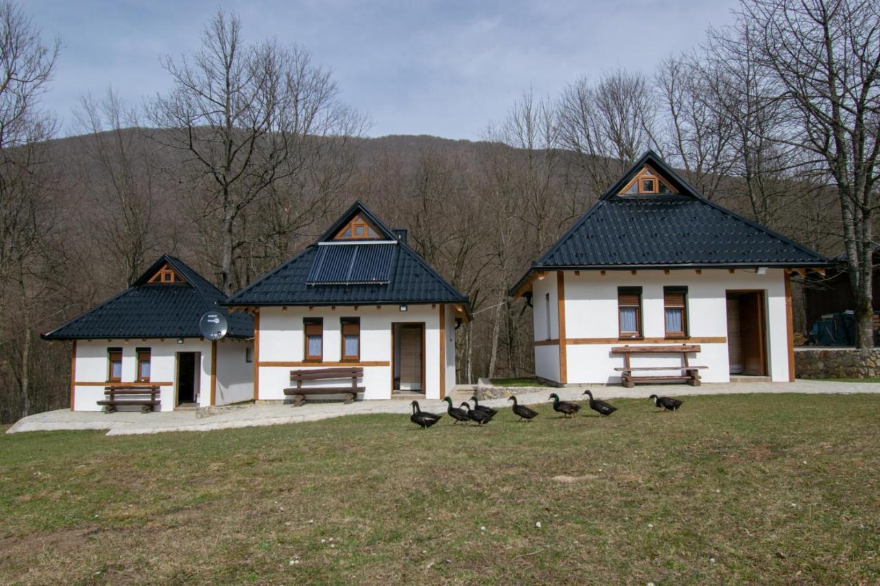 Holiday Park Hajducka Cesma Dubovsko Exterior photo